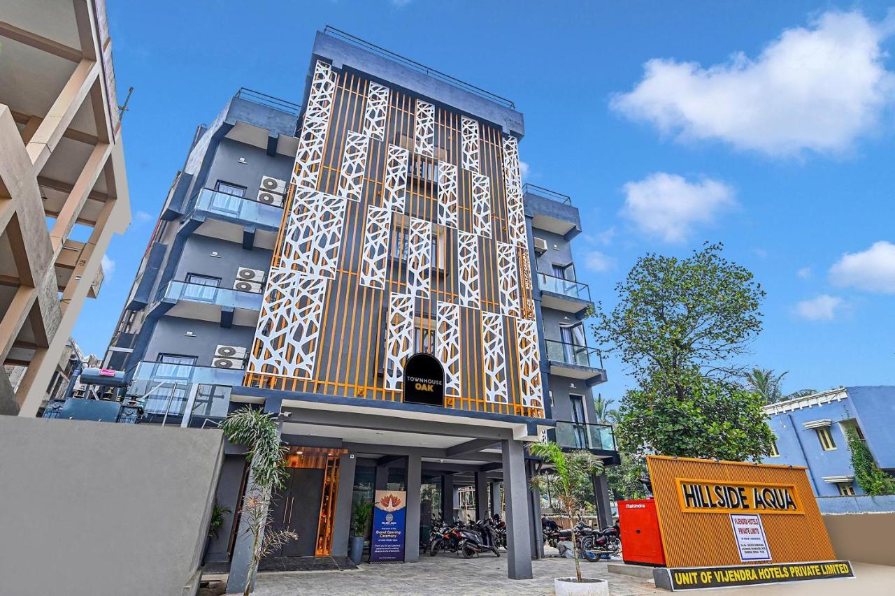 Super Townhouse Oak Hillside Aqua Khandagiri Exterior foto