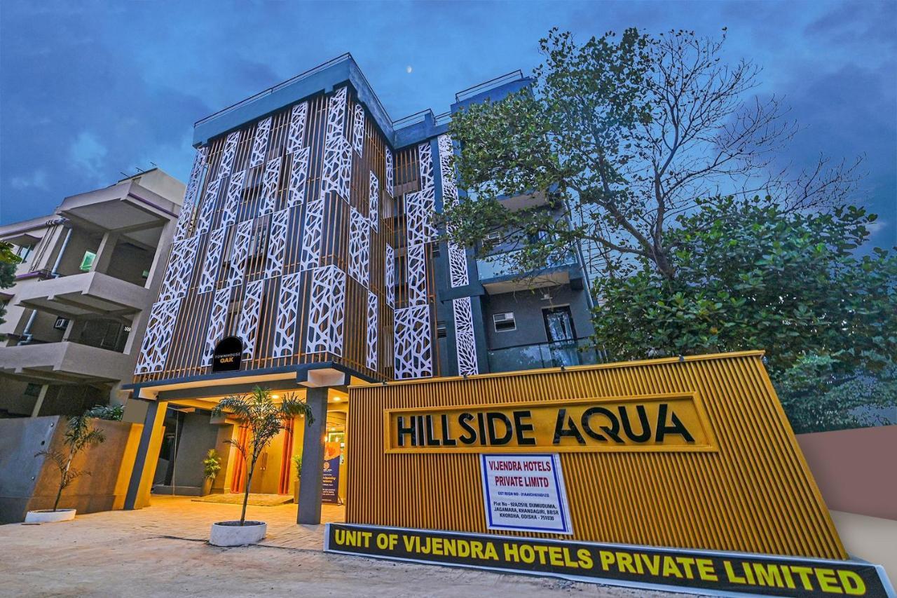 Super Townhouse Oak Hillside Aqua Khandagiri Exterior foto