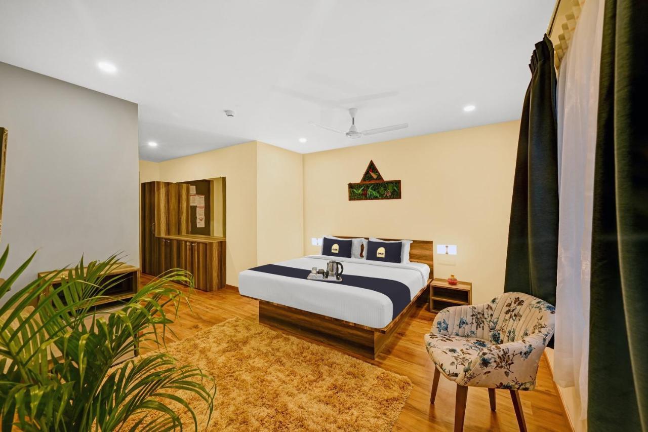 Super Townhouse Oak Hillside Aqua Khandagiri Exterior foto